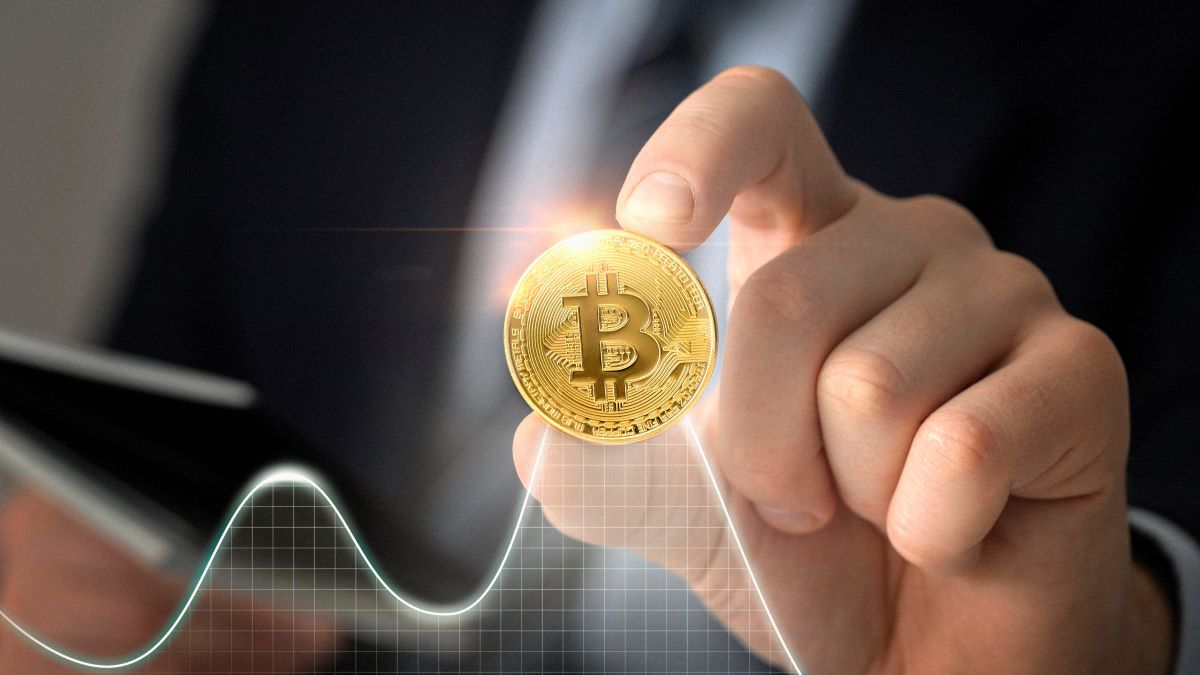 بيتكوين (BTC) – العملة الأكثر أمانًا للمستثمرين المحافظين